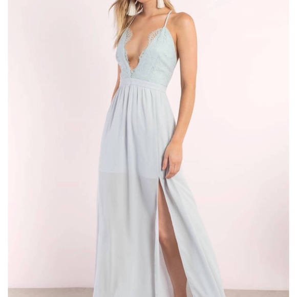 Tobi Dresses & Skirts - Tobi Opposites Attract Lace Maxi dress